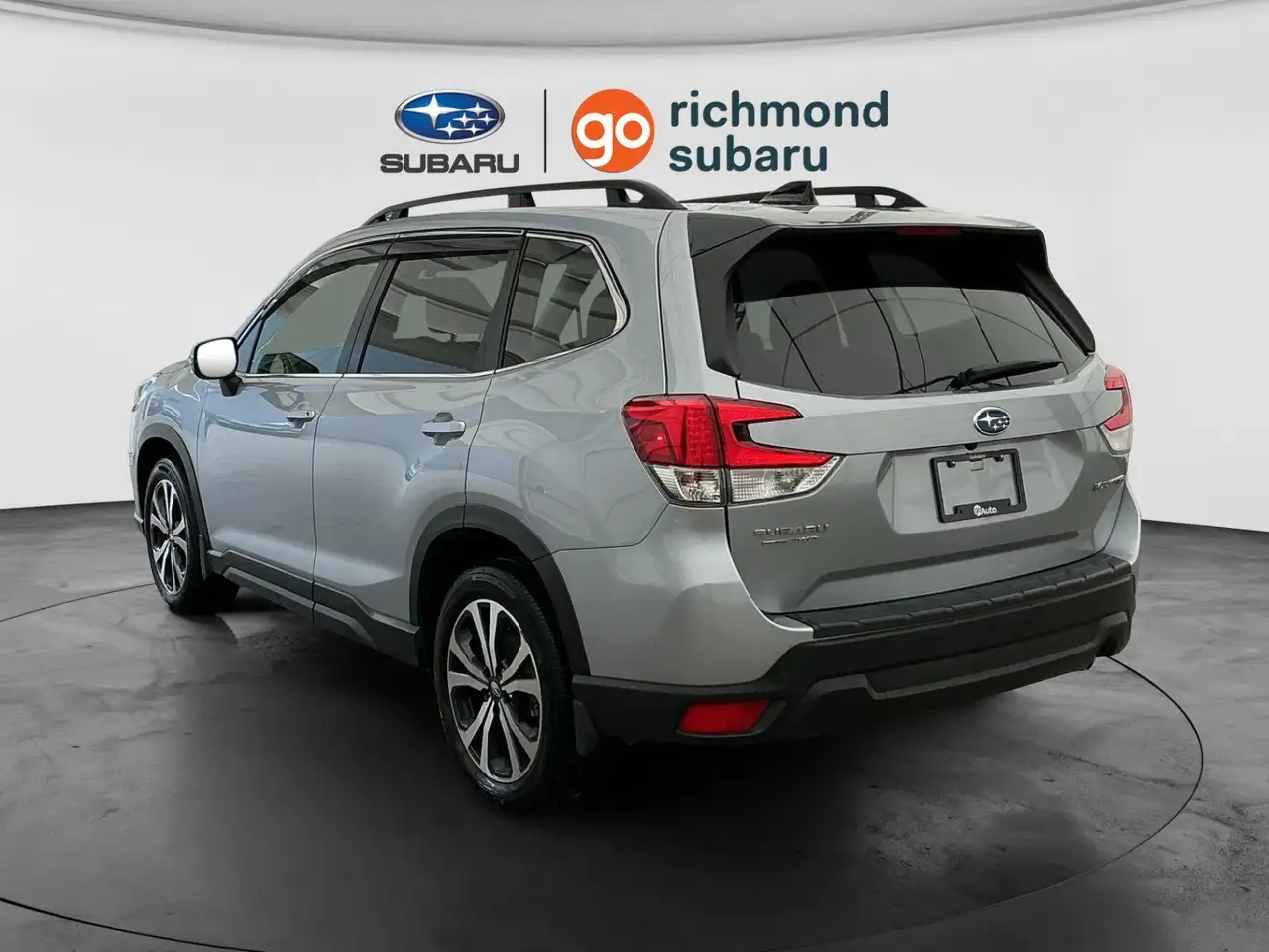 Subaru Forester снимка Subaru Forester