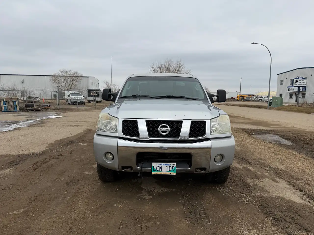 Nissan Titan снимка Nissan Titan