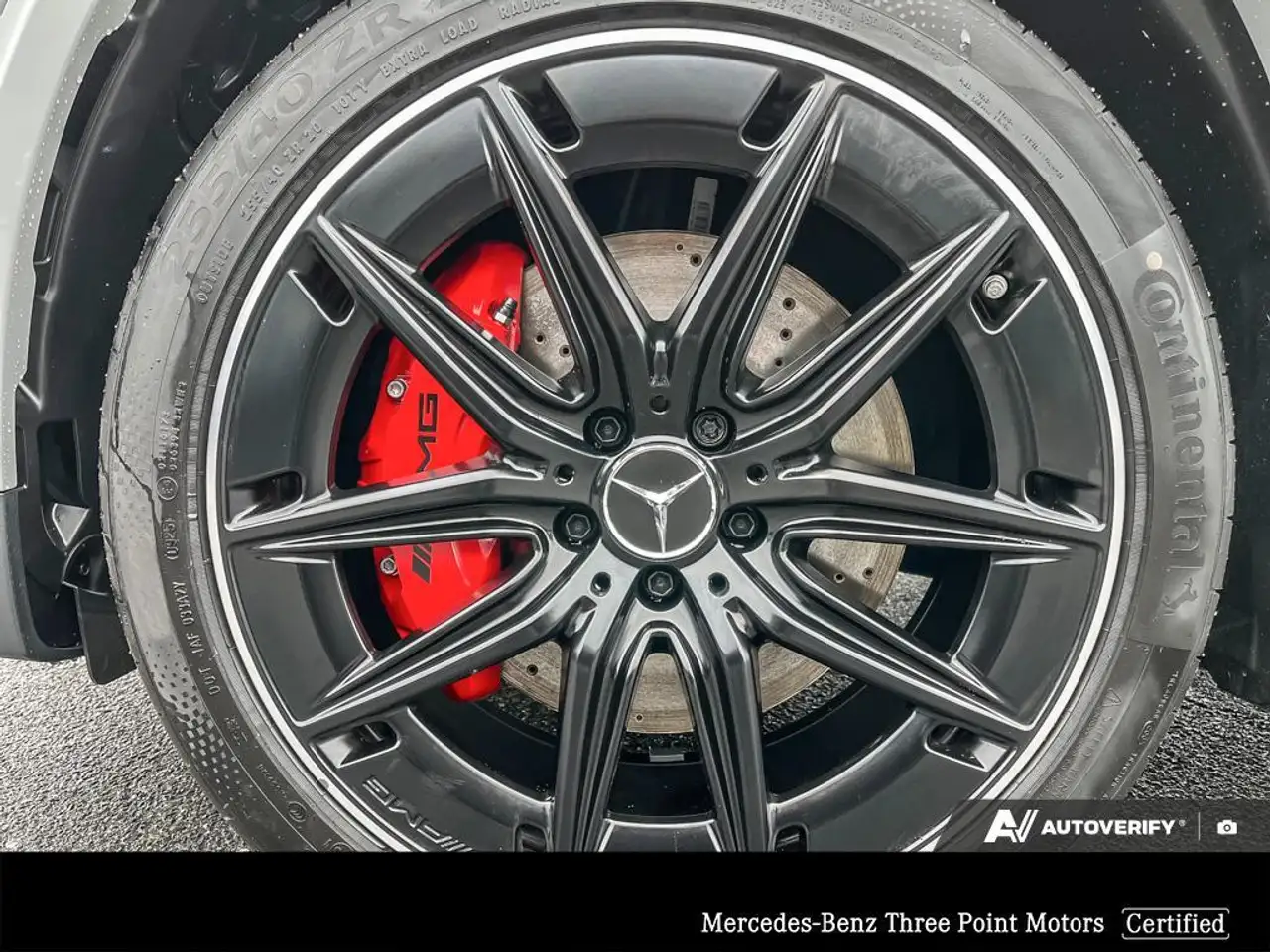 Mercedes-Benz GLA снимка Mercedes-Benz GLA