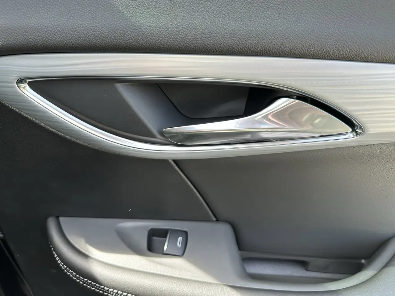 Buick Envision fotografie Buick Envision