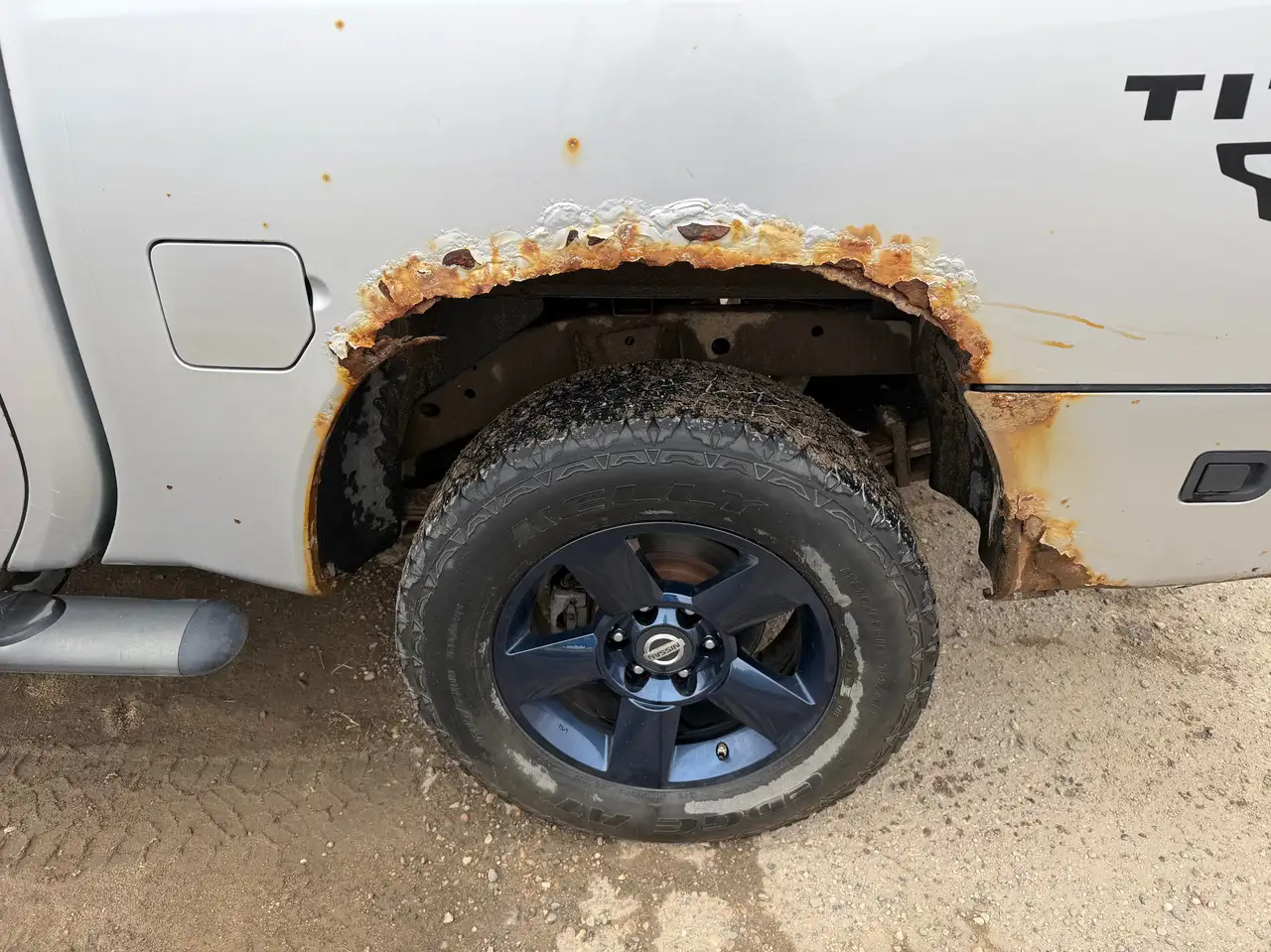 Nissan Titan снимка Nissan Titan