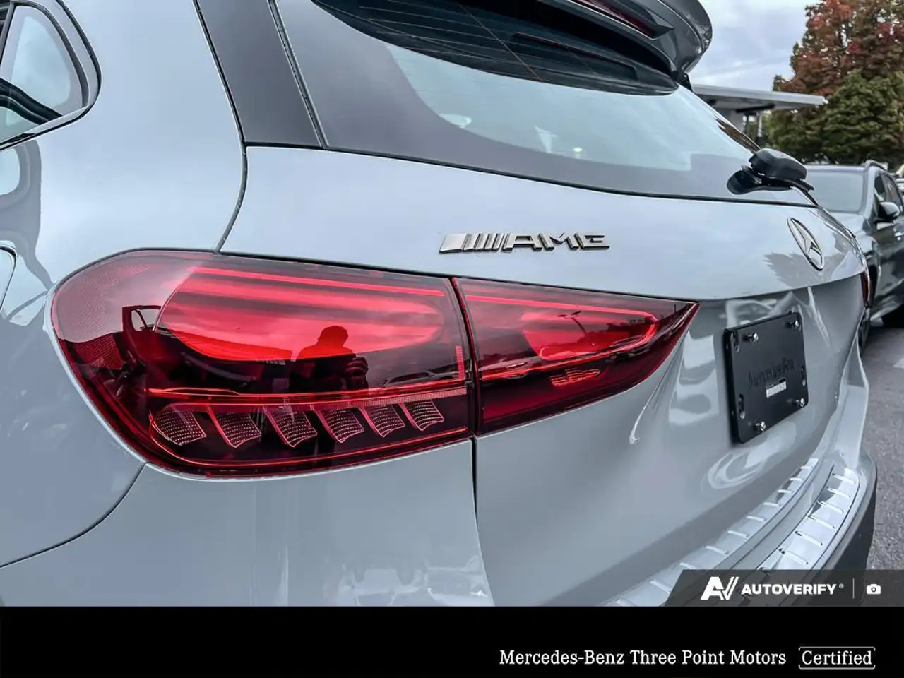 Mercedes-Benz GLA снимка Mercedes-Benz GLA