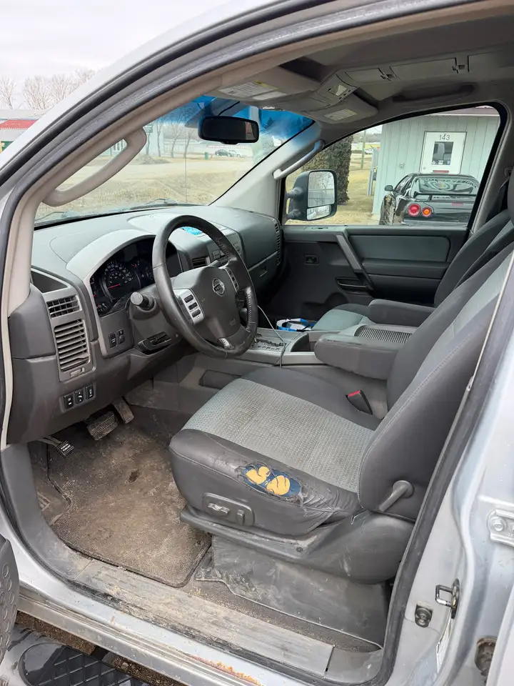 Nissan Titan снимка Nissan Titan
