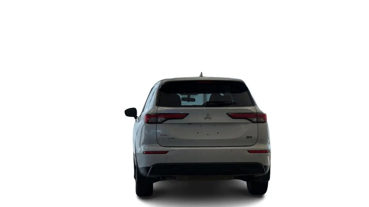 Mitsubishi Outlander снимка Mitsubishi Outlander