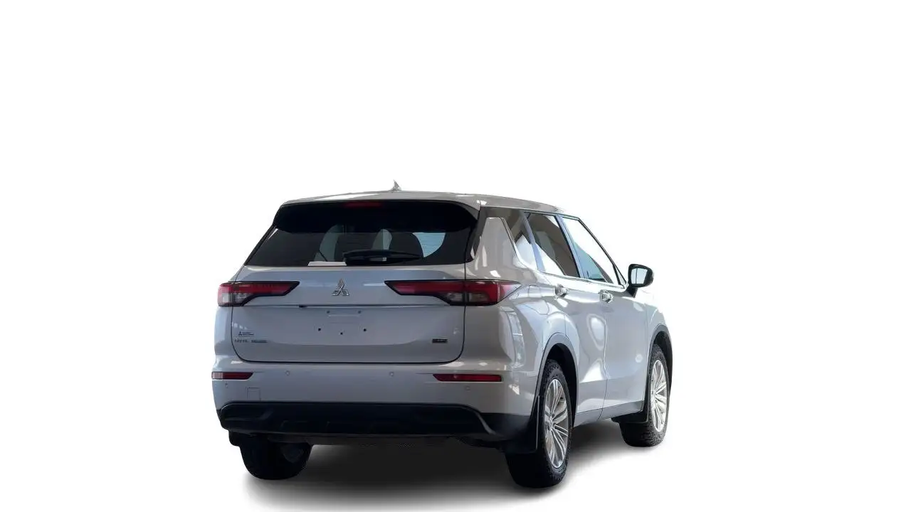 Mitsubishi Outlander снимка Mitsubishi Outlander