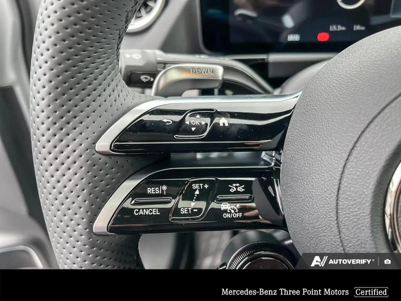 Mercedes-Benz GLA снимка Mercedes-Benz GLA