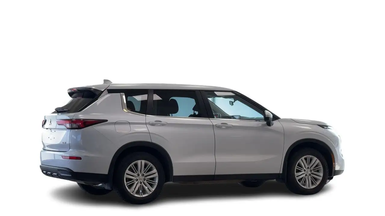 Mitsubishi Outlander снимка Mitsubishi Outlander