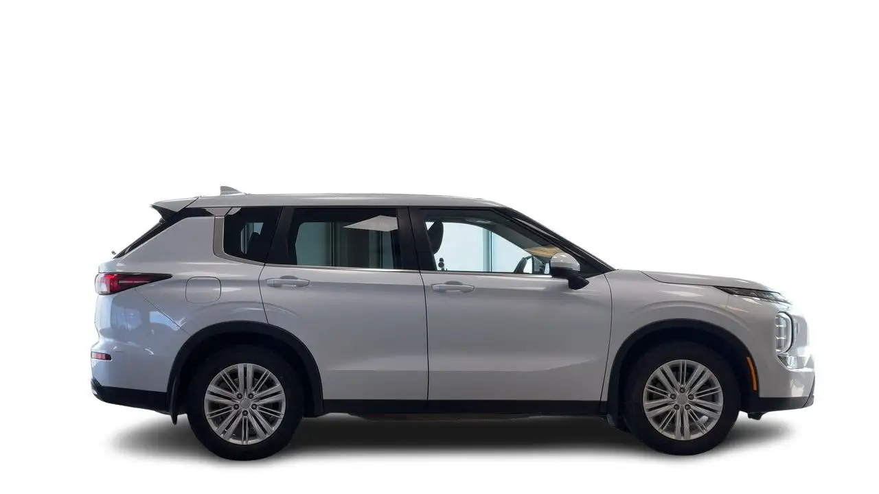 Mitsubishi Outlander снимка Mitsubishi Outlander