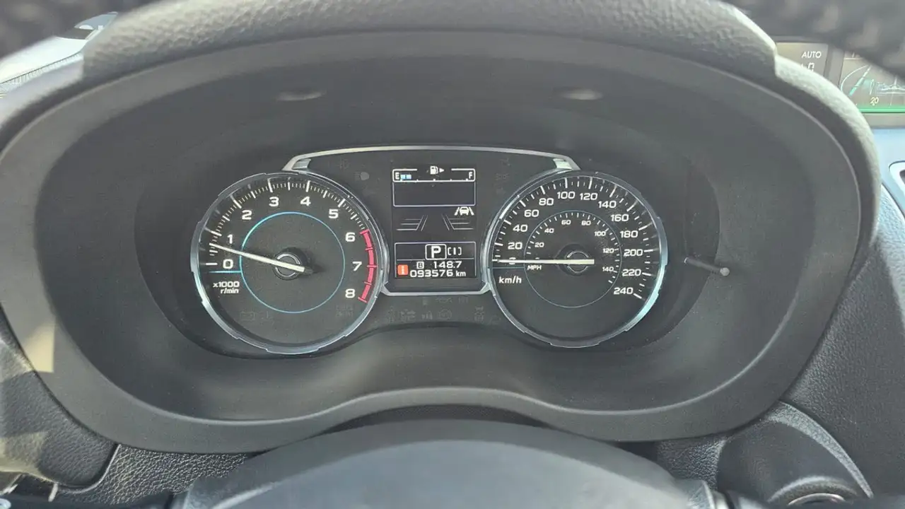 Subaru Forester снимка Subaru Forester
