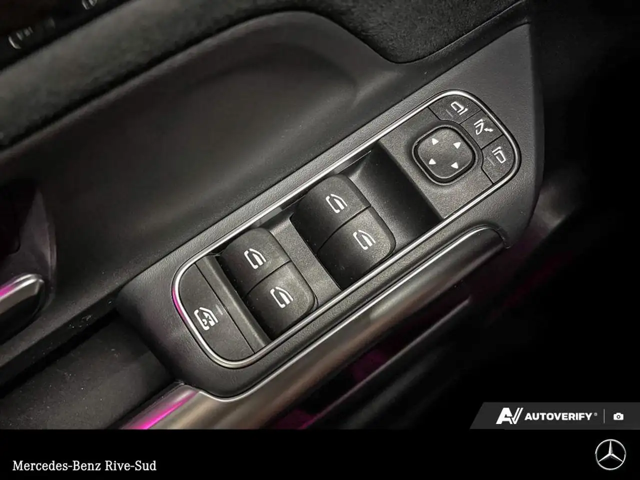 Mercedes-Benz GLA снимка Mercedes-Benz GLA