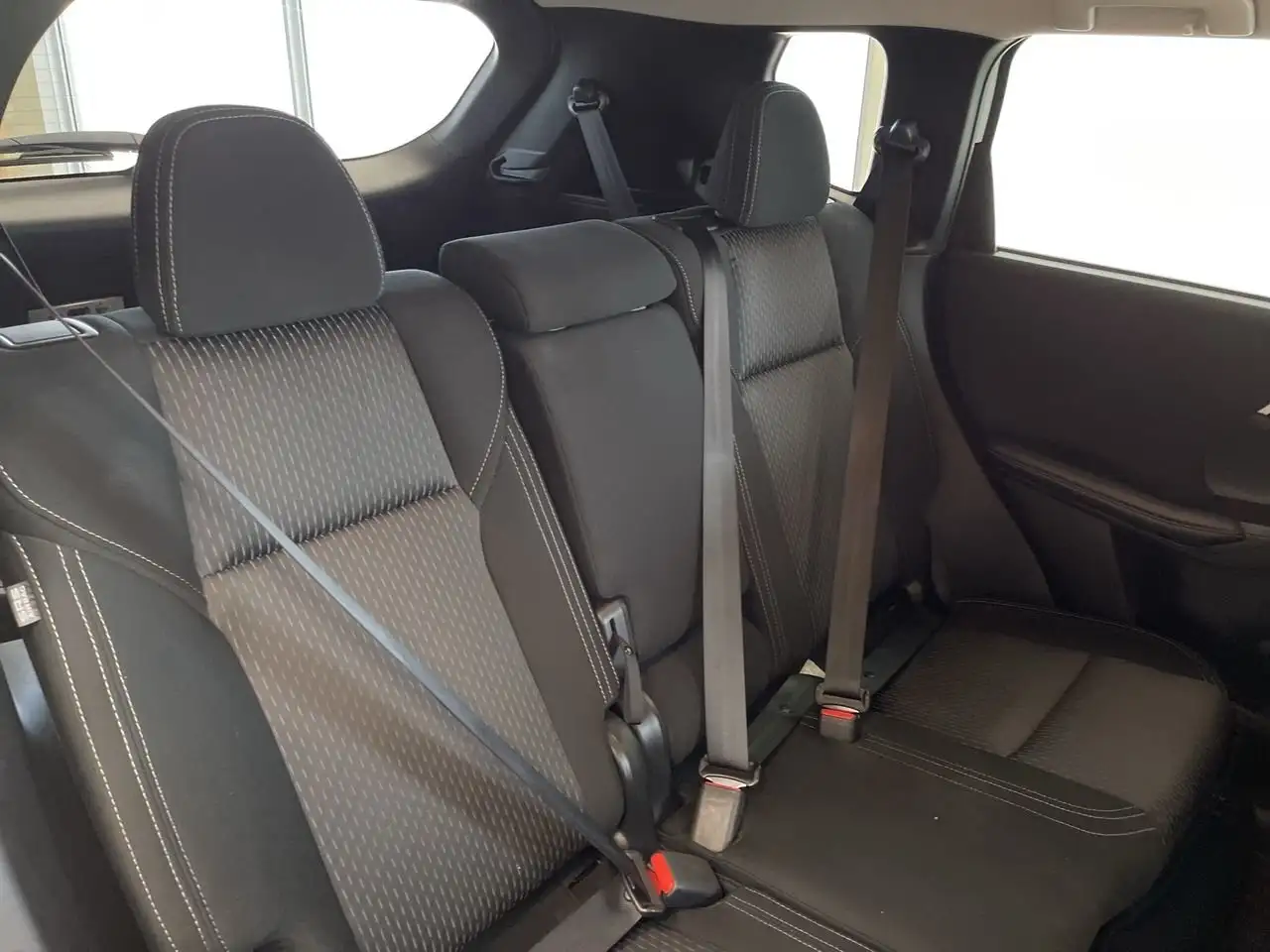 Mitsubishi Outlander снимка Mitsubishi Outlander