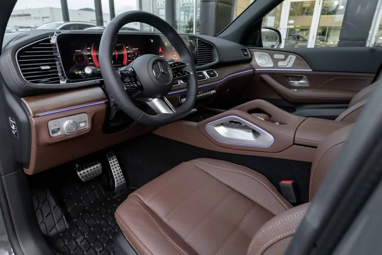 Mercedes-Benz GLS снимка Mercedes-Benz GLS