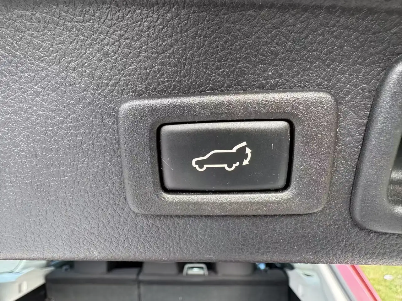Subaru Forester снимка Subaru Forester
