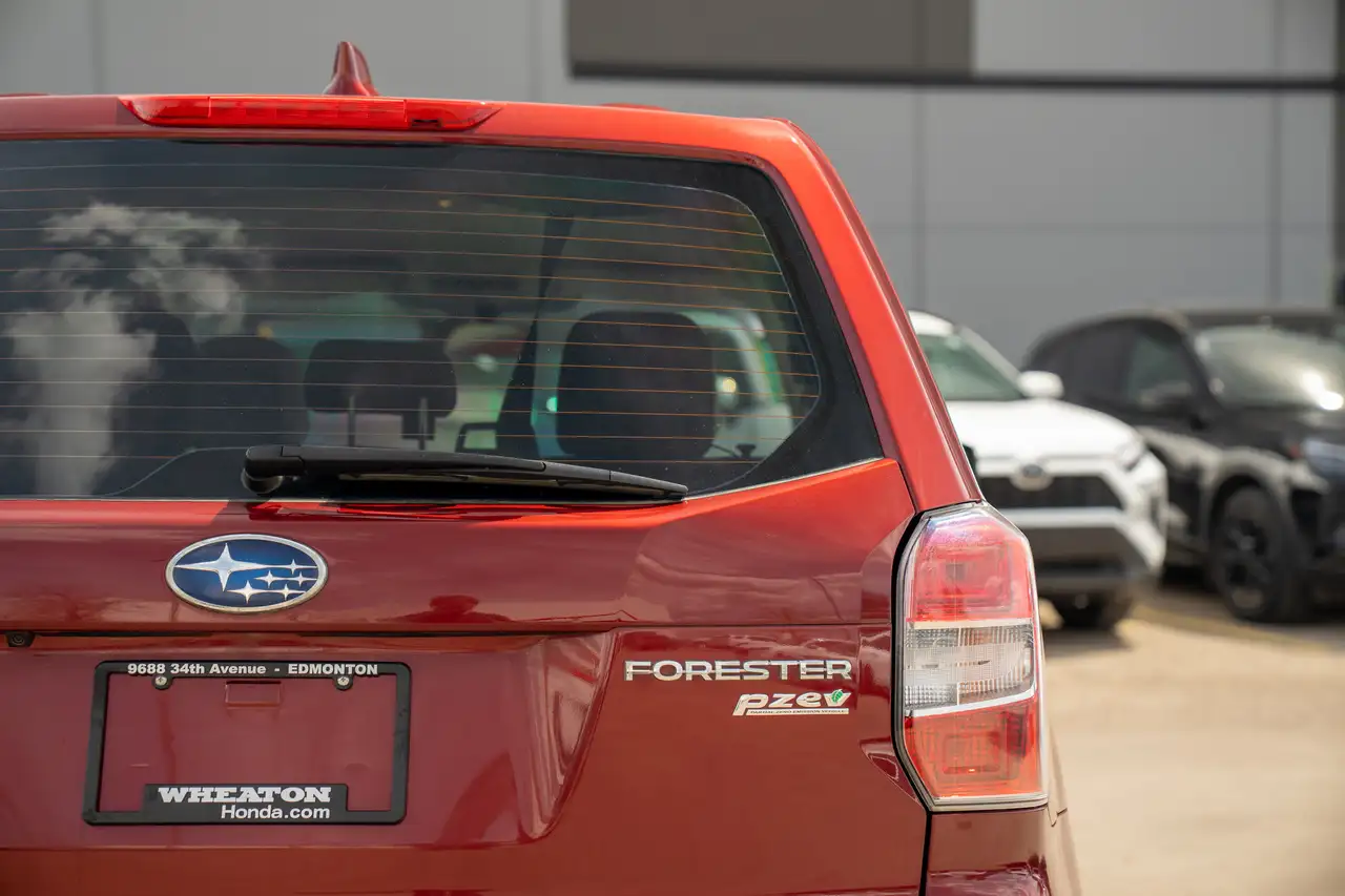 Subaru Forester снимка Subaru Forester