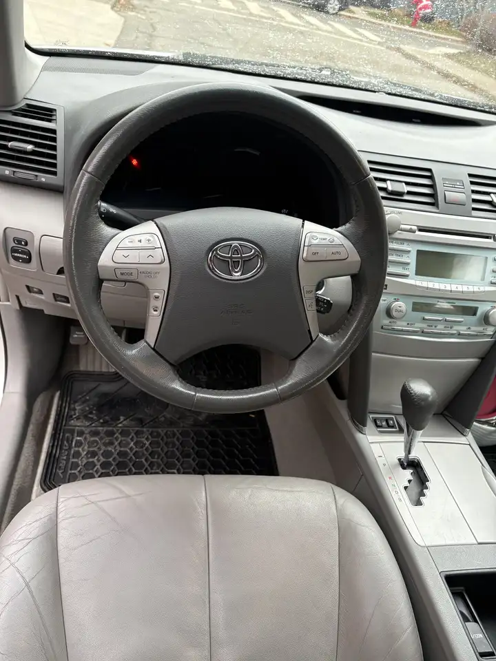 Toyota Camry снимка Toyota Camry
