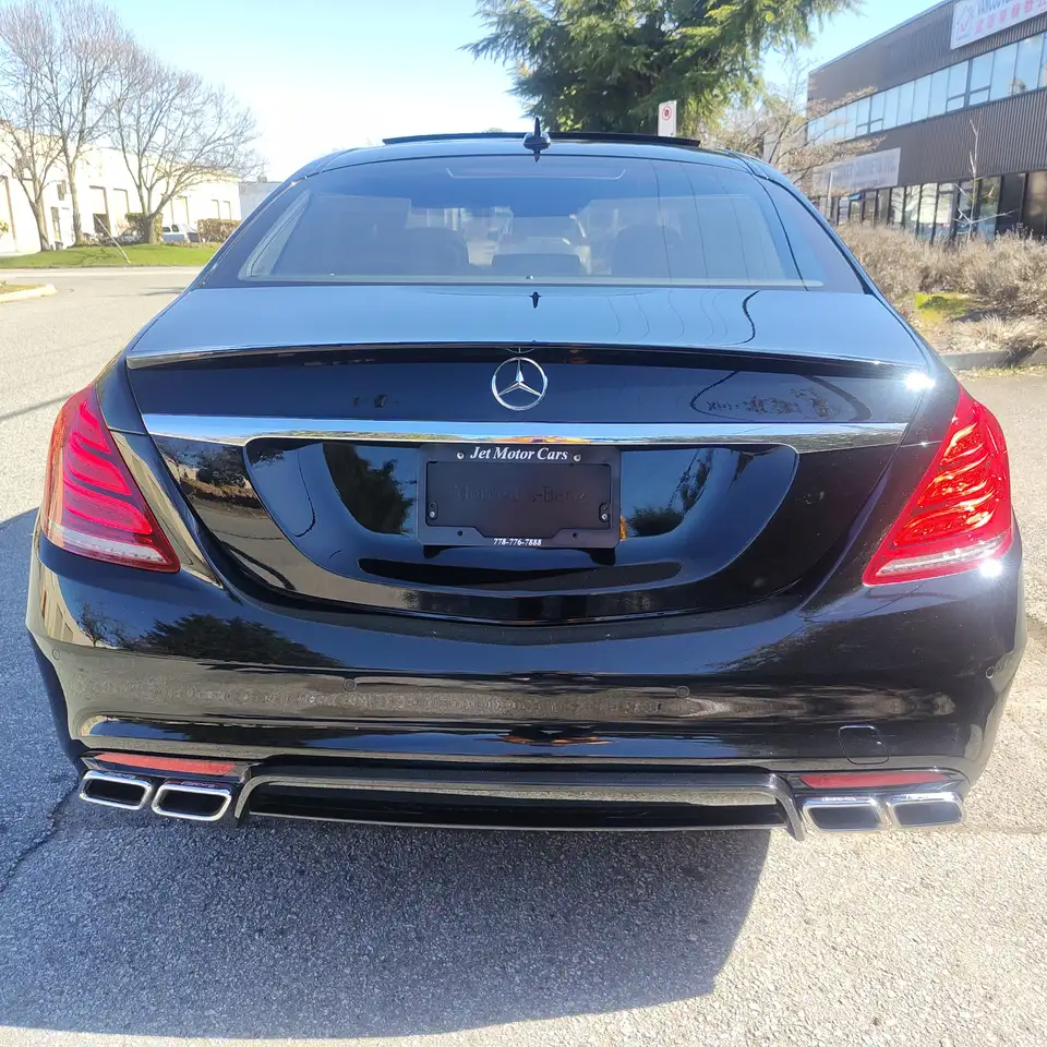 Mercedes-Benz S-Class снимка Mercedes-Benz S-Class
