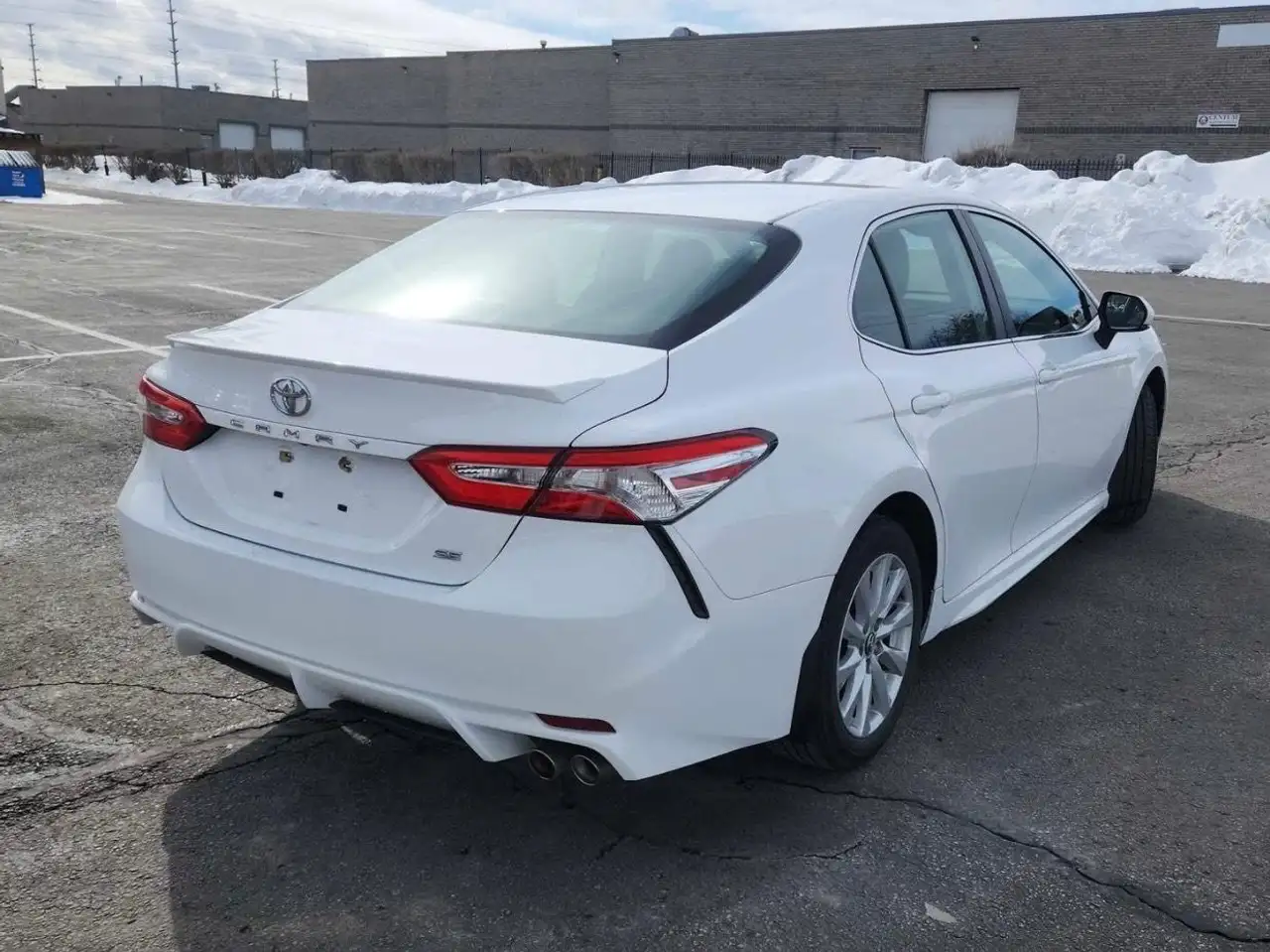 Toyota Camry снимка Toyota Camry