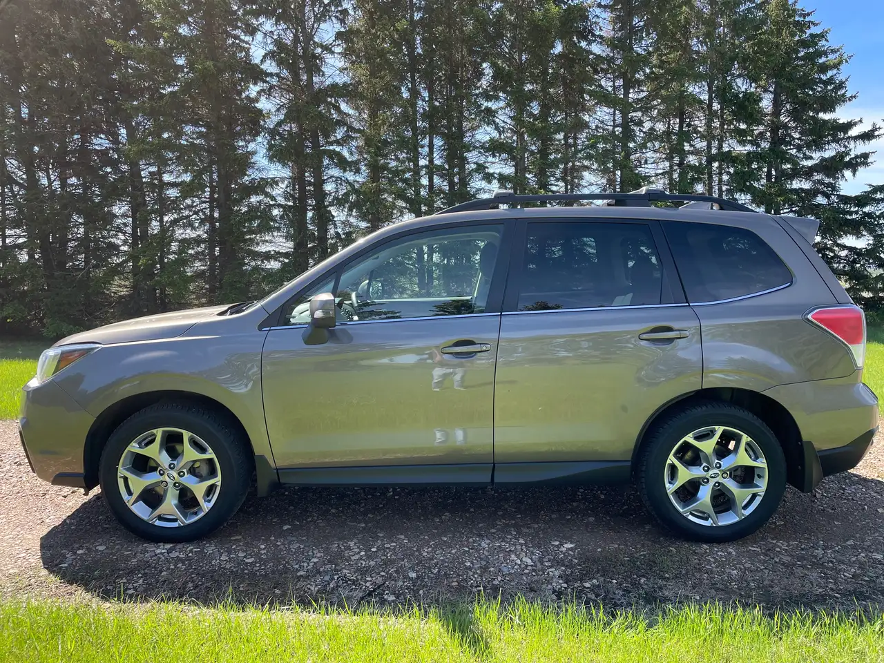 Subaru Forester photo Subaru Forester
