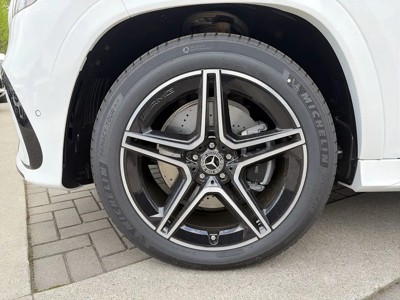Mercedes-Benz GLS снимка Mercedes-Benz GLS