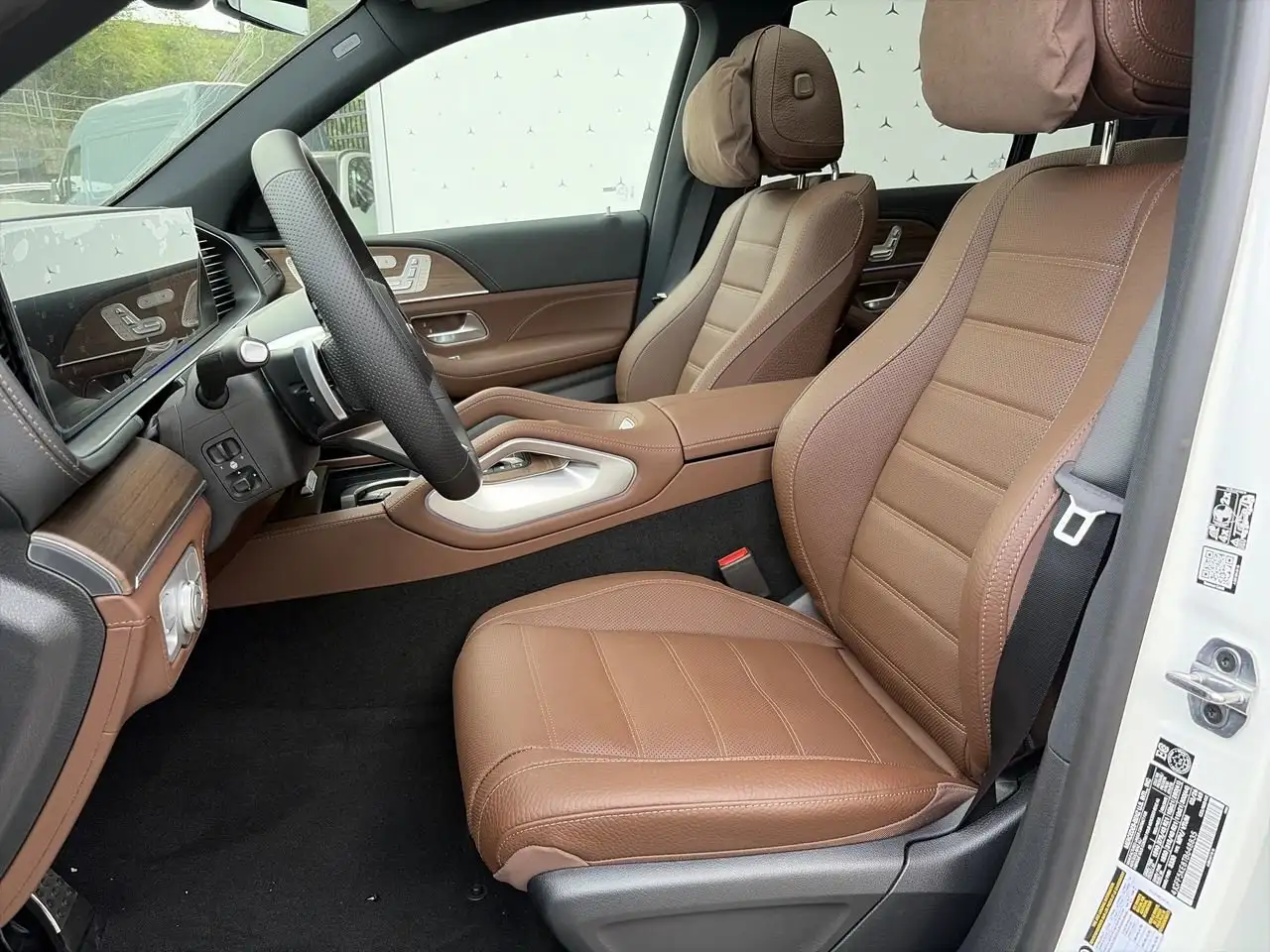 Mercedes-Benz GLS снимка Mercedes-Benz GLS