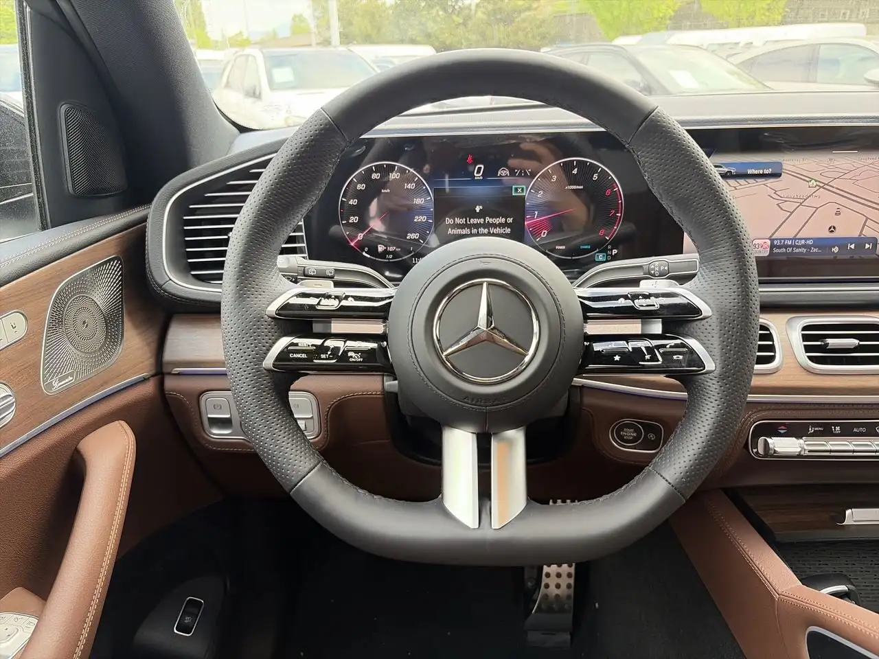 Mercedes-Benz GLS снимка Mercedes-Benz GLS