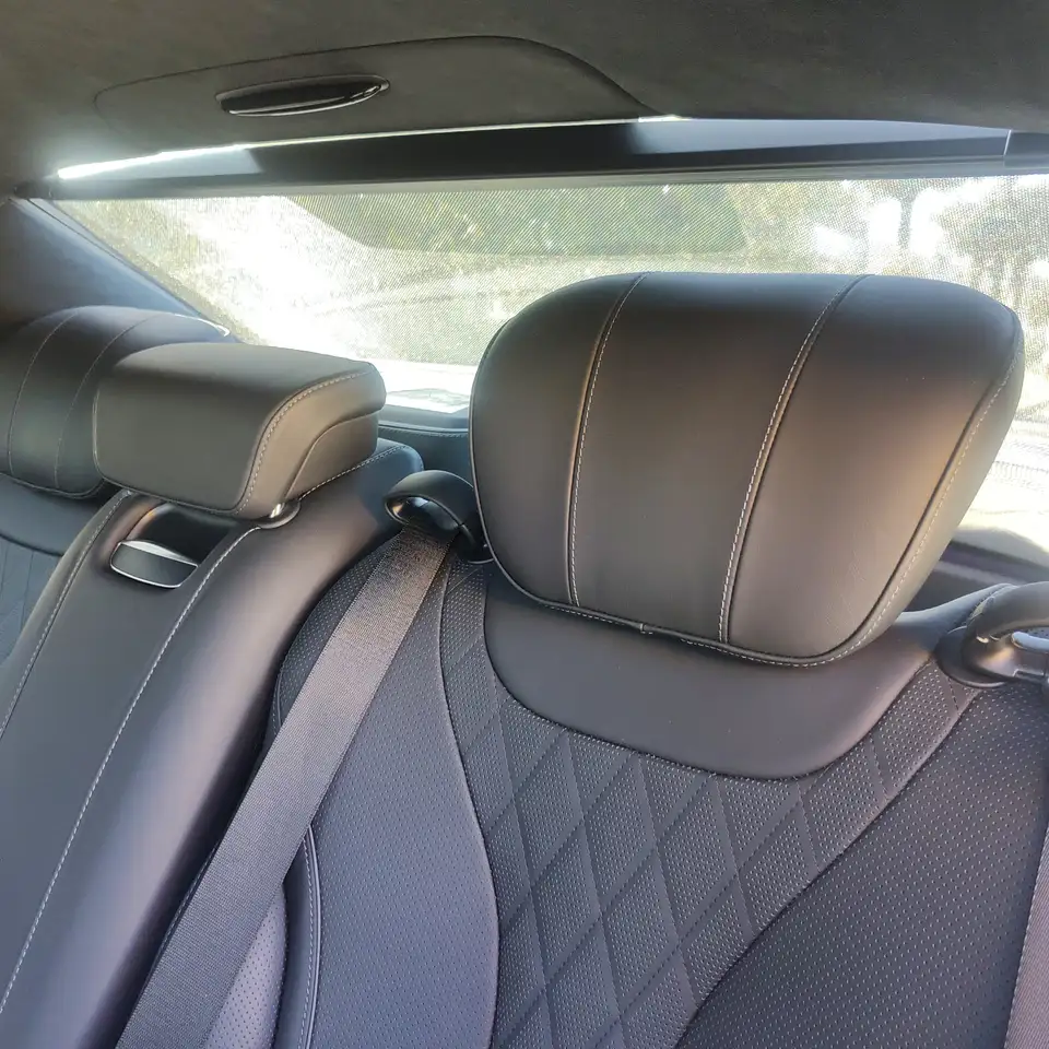 Mercedes-Benz S-Class снимка Mercedes-Benz S-Class