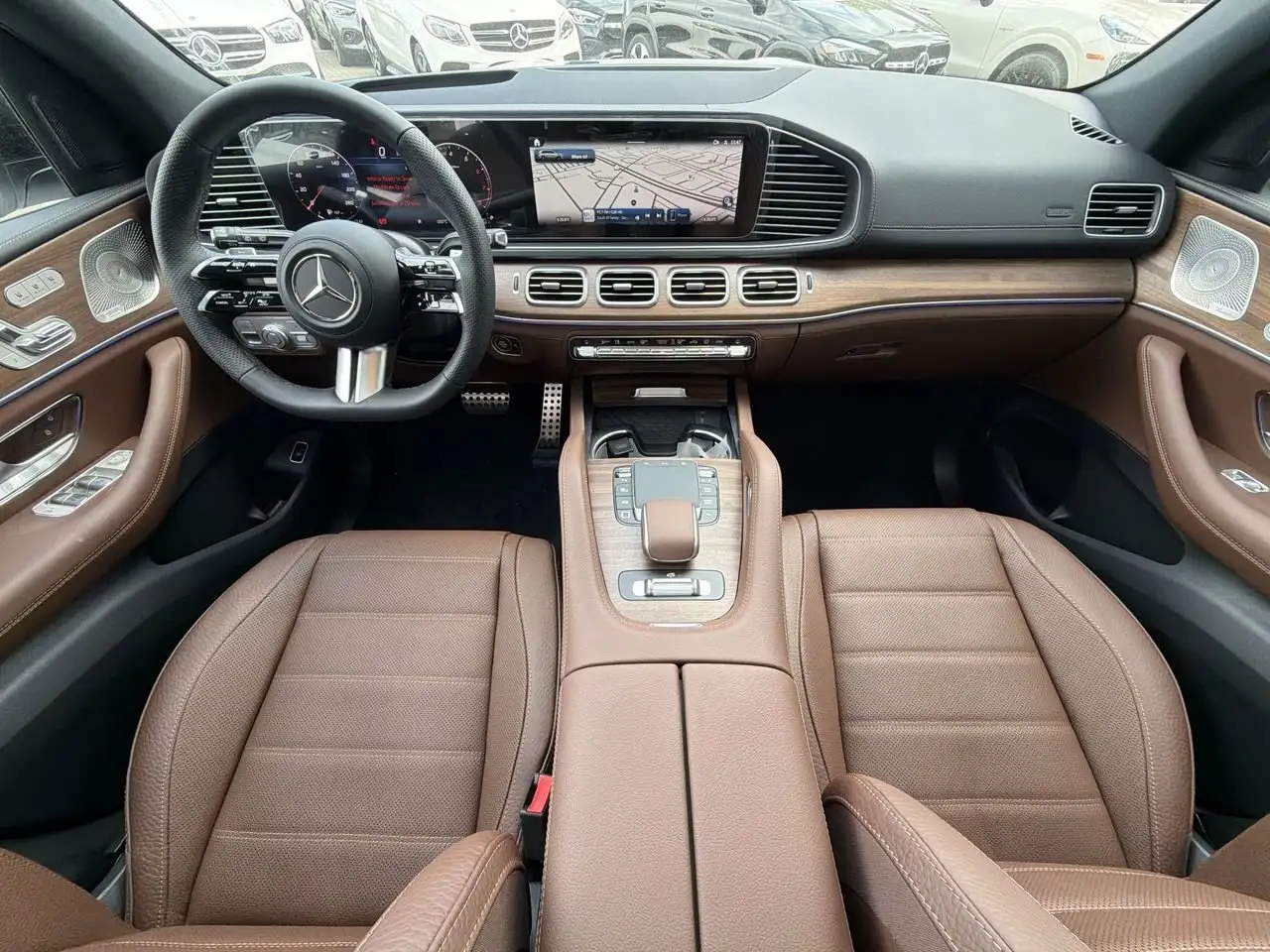 Mercedes-Benz GLS снимка Mercedes-Benz GLS