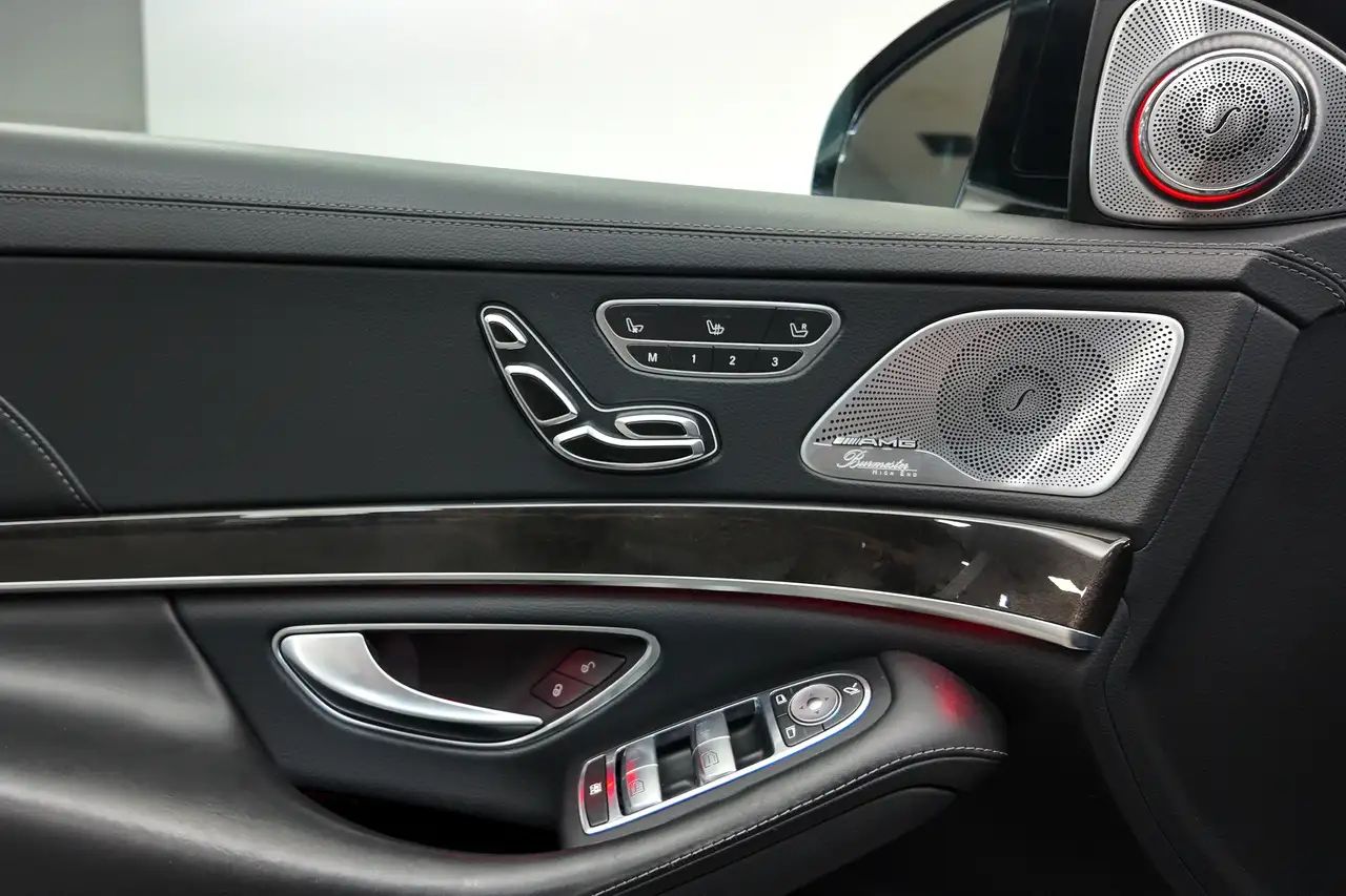 Mercedes-Benz S-Class fotografie Mercedes-Benz S-Class