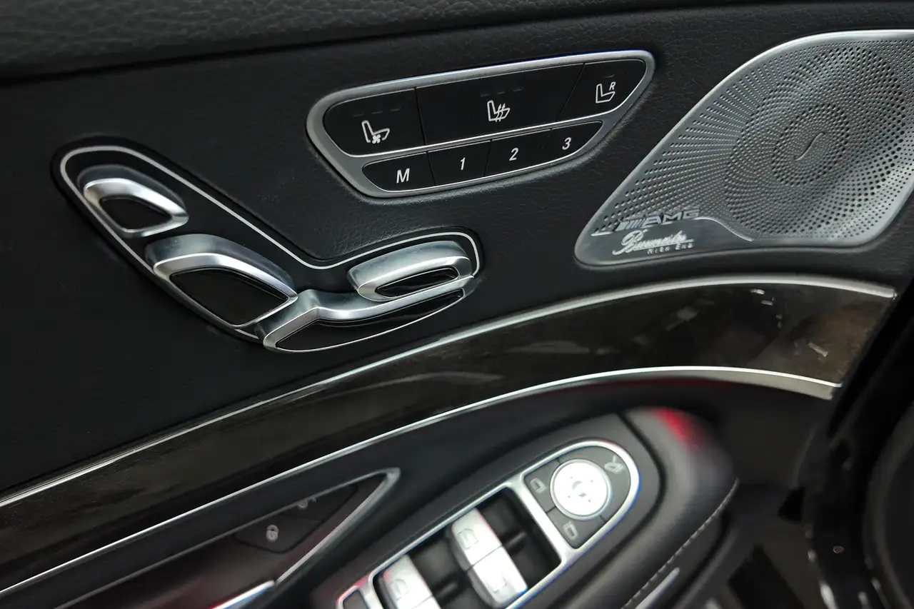 Mercedes-Benz S-Class fotografie Mercedes-Benz S-Class