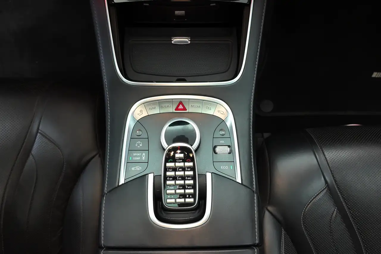 Mercedes-Benz S-Class fotografie Mercedes-Benz S-Class