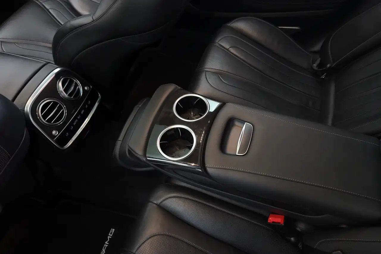 Mercedes-Benz S-Class fotografie Mercedes-Benz S-Class