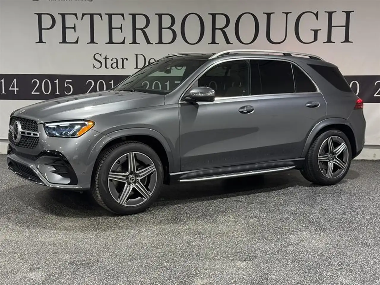 Mercedes-Benz GLE снимка Mercedes-Benz GLE