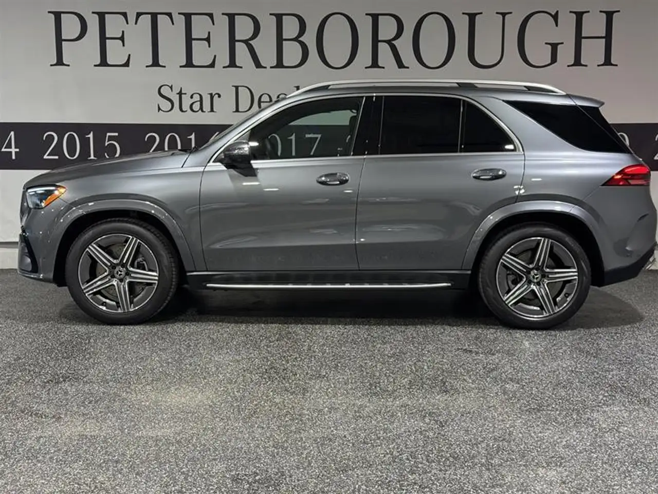 Mercedes-Benz GLE снимка Mercedes-Benz GLE
