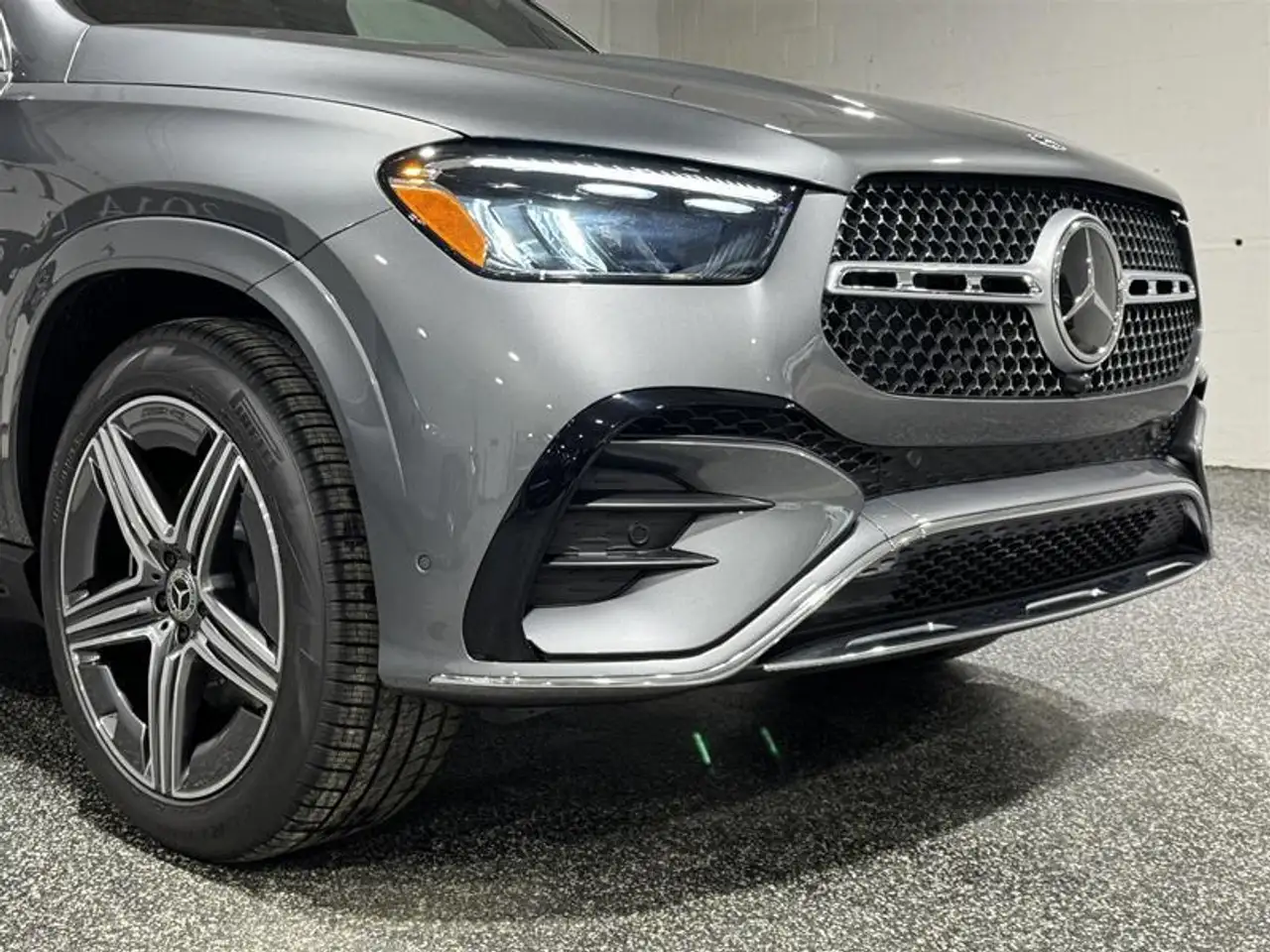 Mercedes-Benz GLE снимка Mercedes-Benz GLE