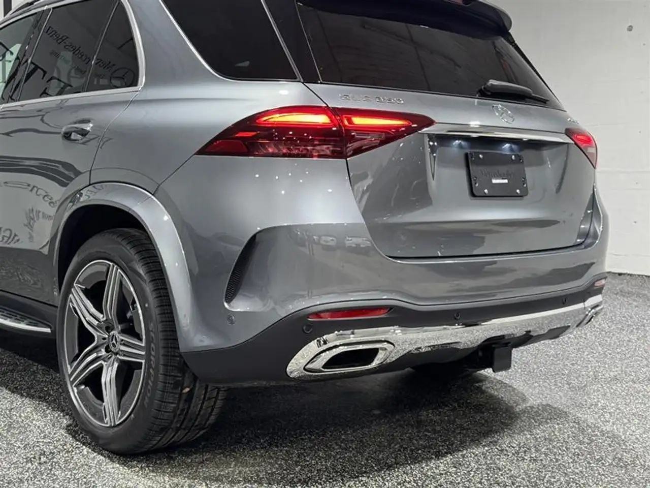 Mercedes-Benz GLE снимка Mercedes-Benz GLE