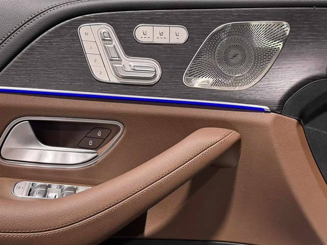 Mercedes-Benz GLE снимка Mercedes-Benz GLE