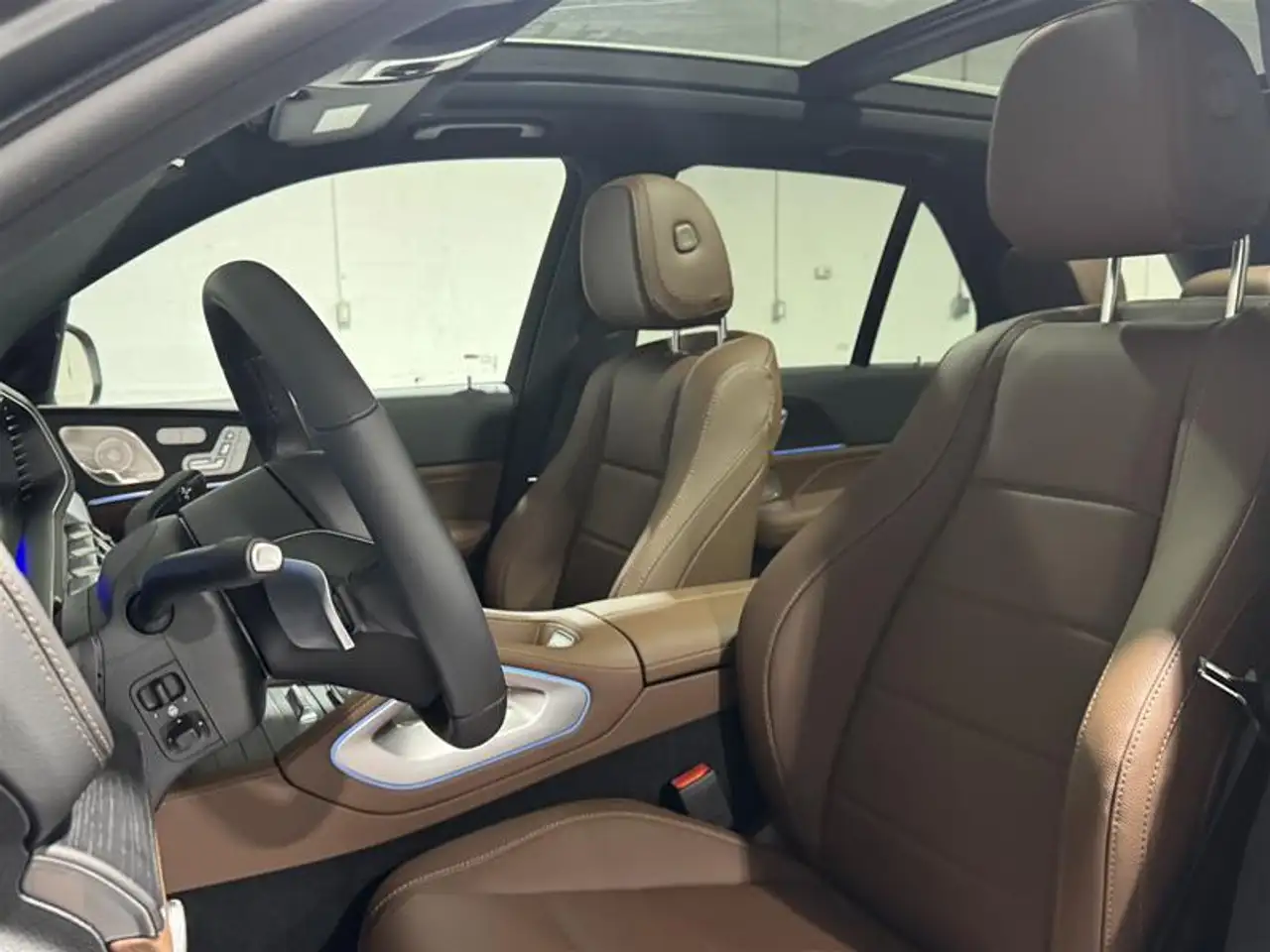 Mercedes-Benz GLE снимка Mercedes-Benz GLE