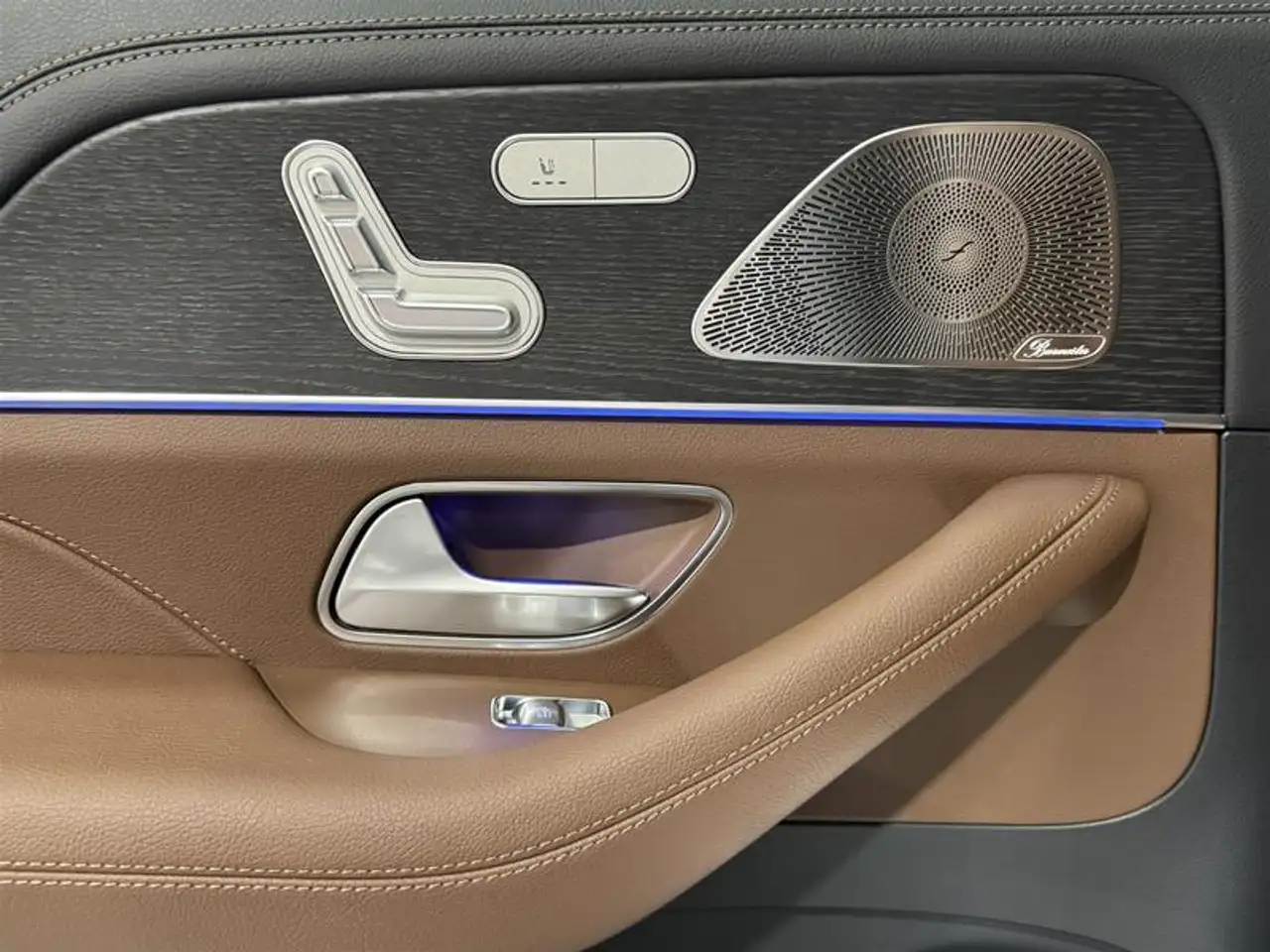 Mercedes-Benz GLE снимка Mercedes-Benz GLE