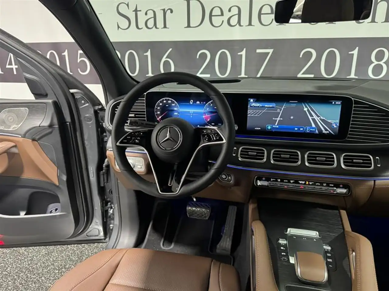 Mercedes-Benz GLE снимка Mercedes-Benz GLE