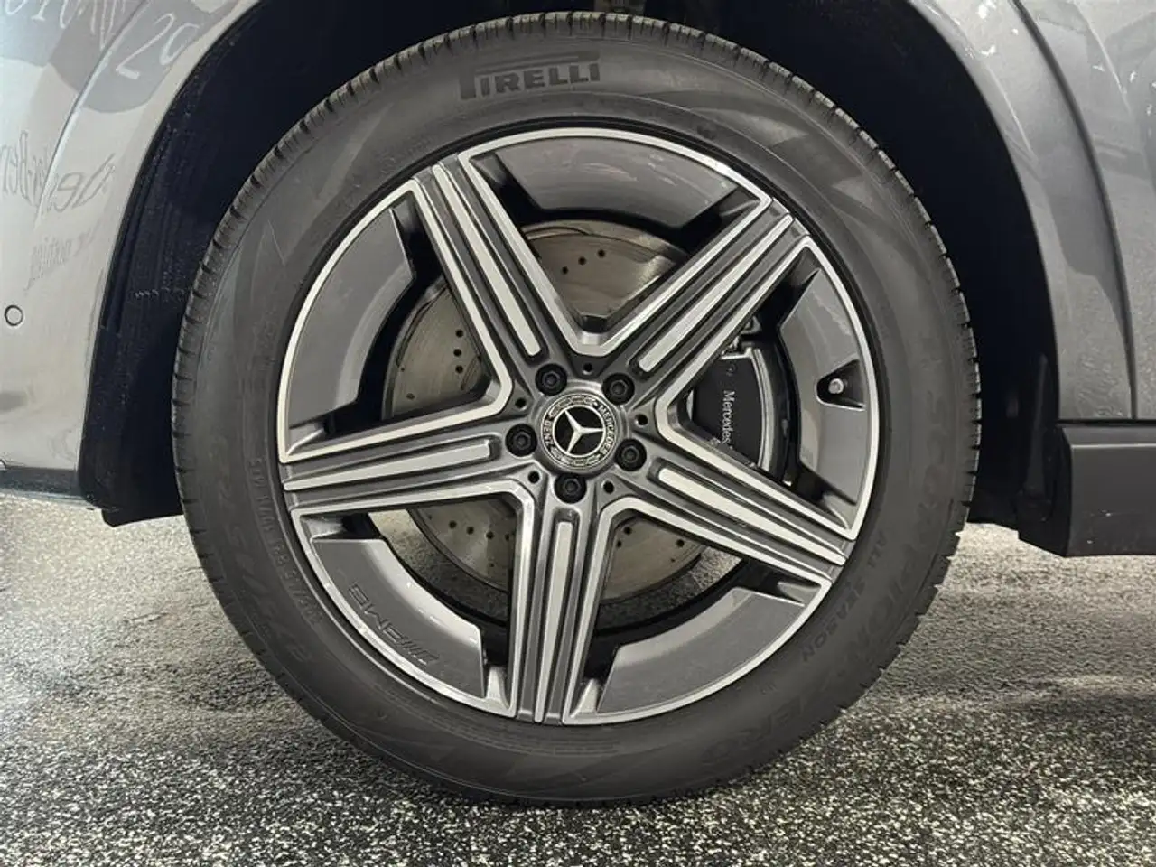 Mercedes-Benz GLE снимка Mercedes-Benz GLE