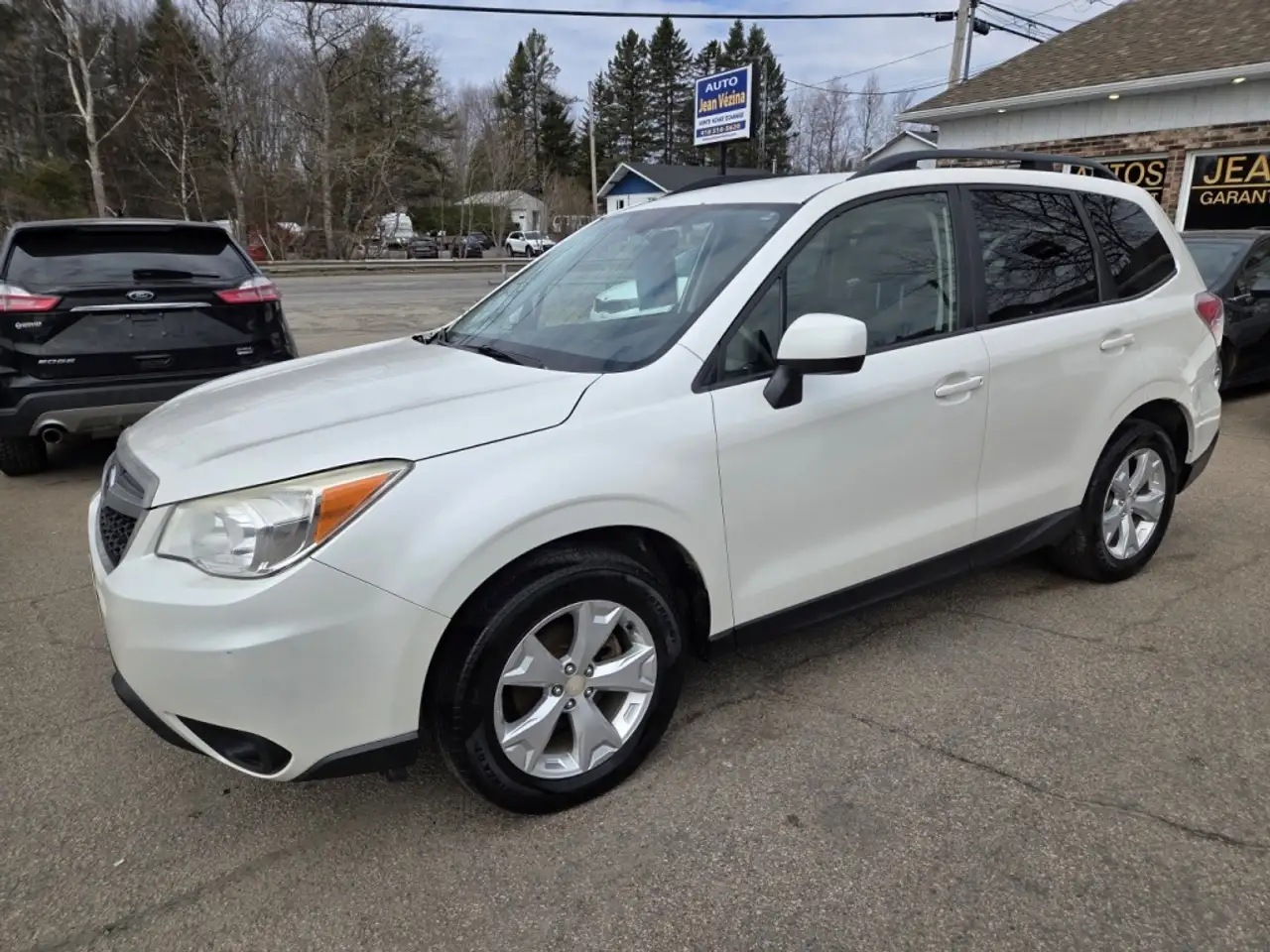 Subaru Forester снимка Subaru Forester