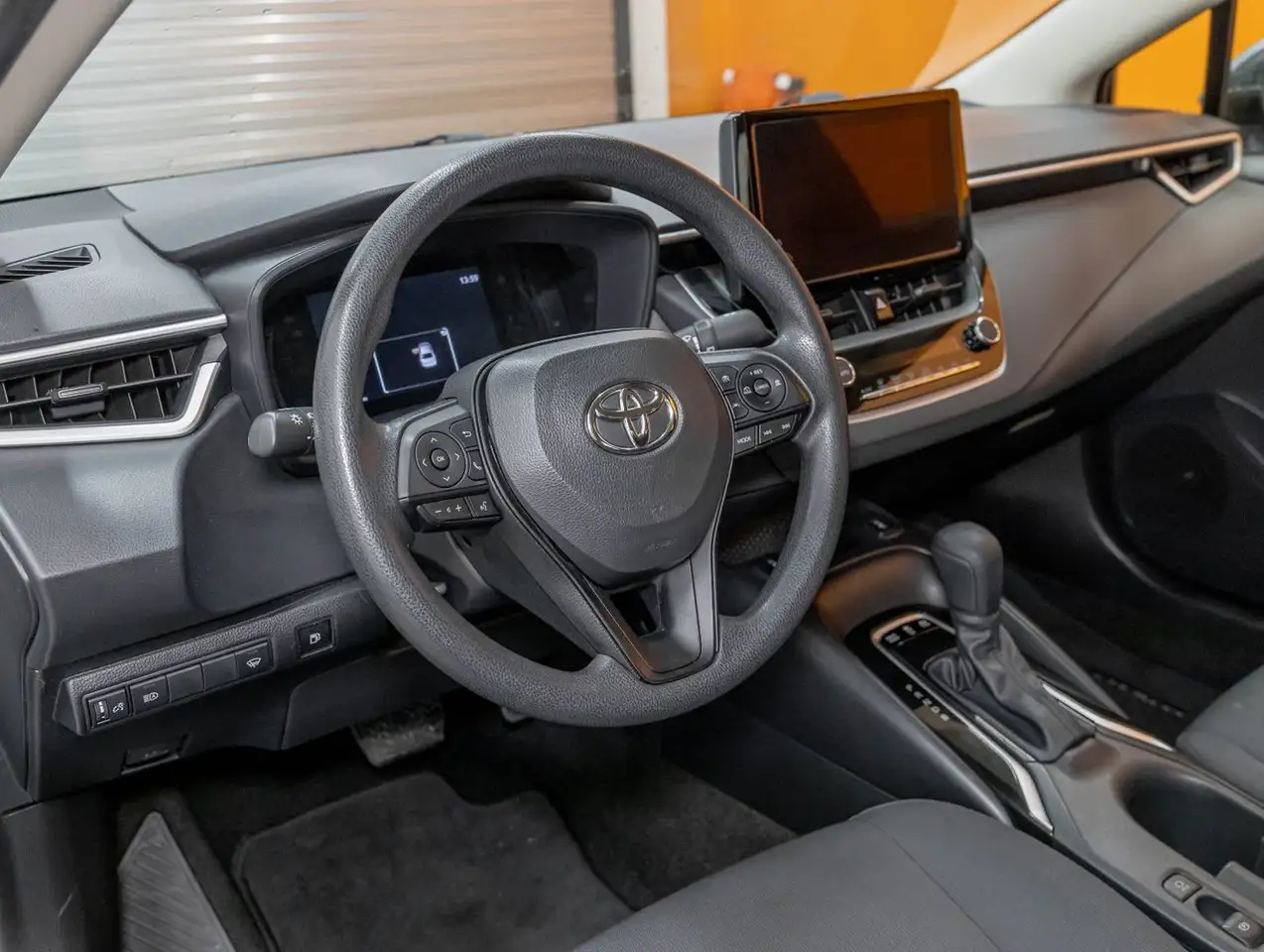 Toyota Corolla снимка Toyota Corolla