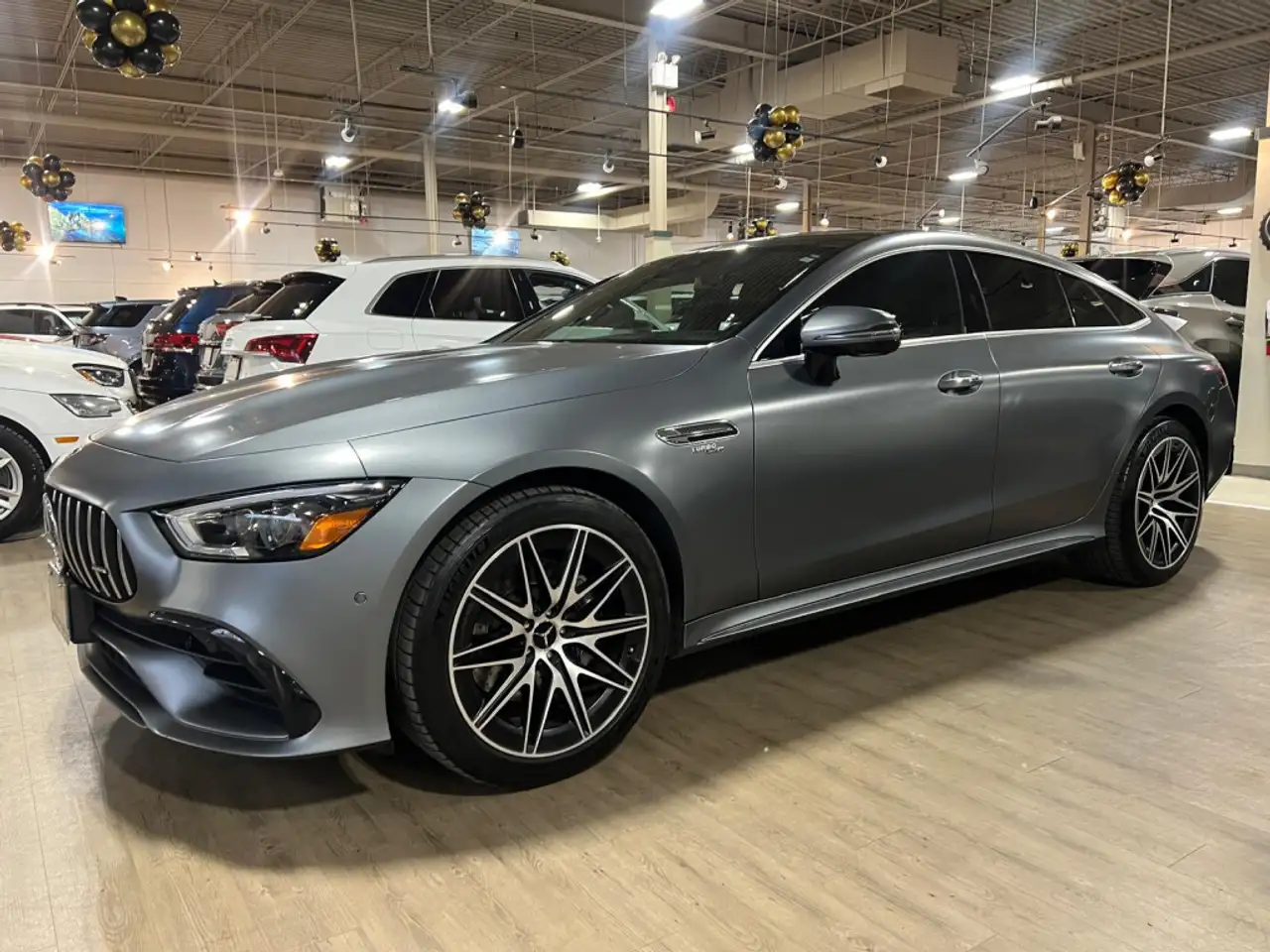 Mercedes-Benz AMG GT снимка Mercedes-Benz AMG GT