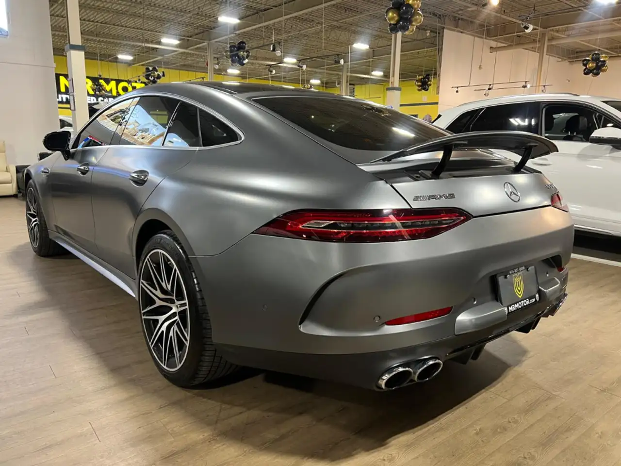 Mercedes-Benz AMG GT снимка Mercedes-Benz AMG GT