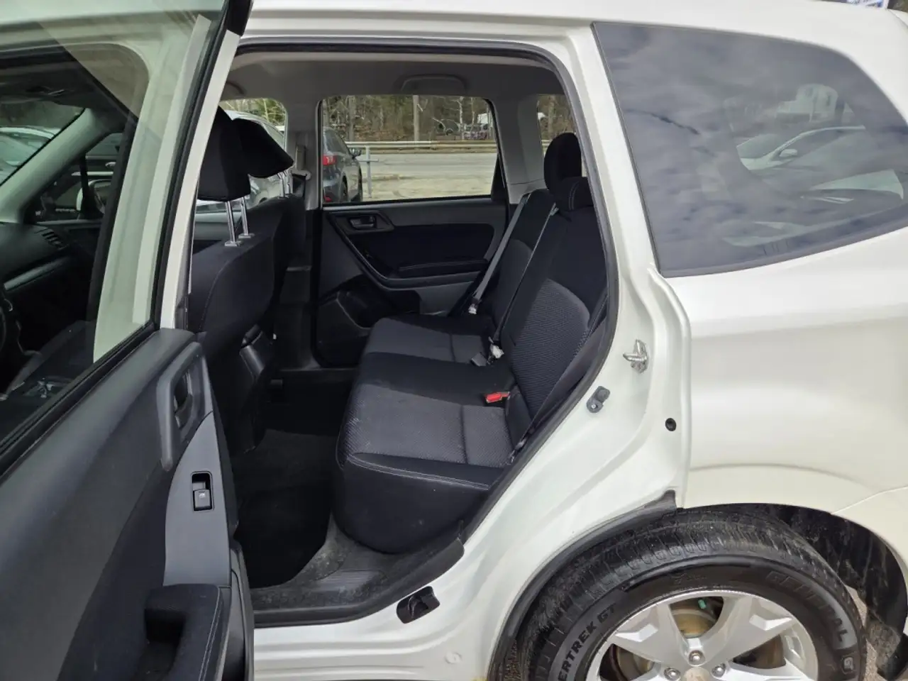 Subaru Forester снимка Subaru Forester