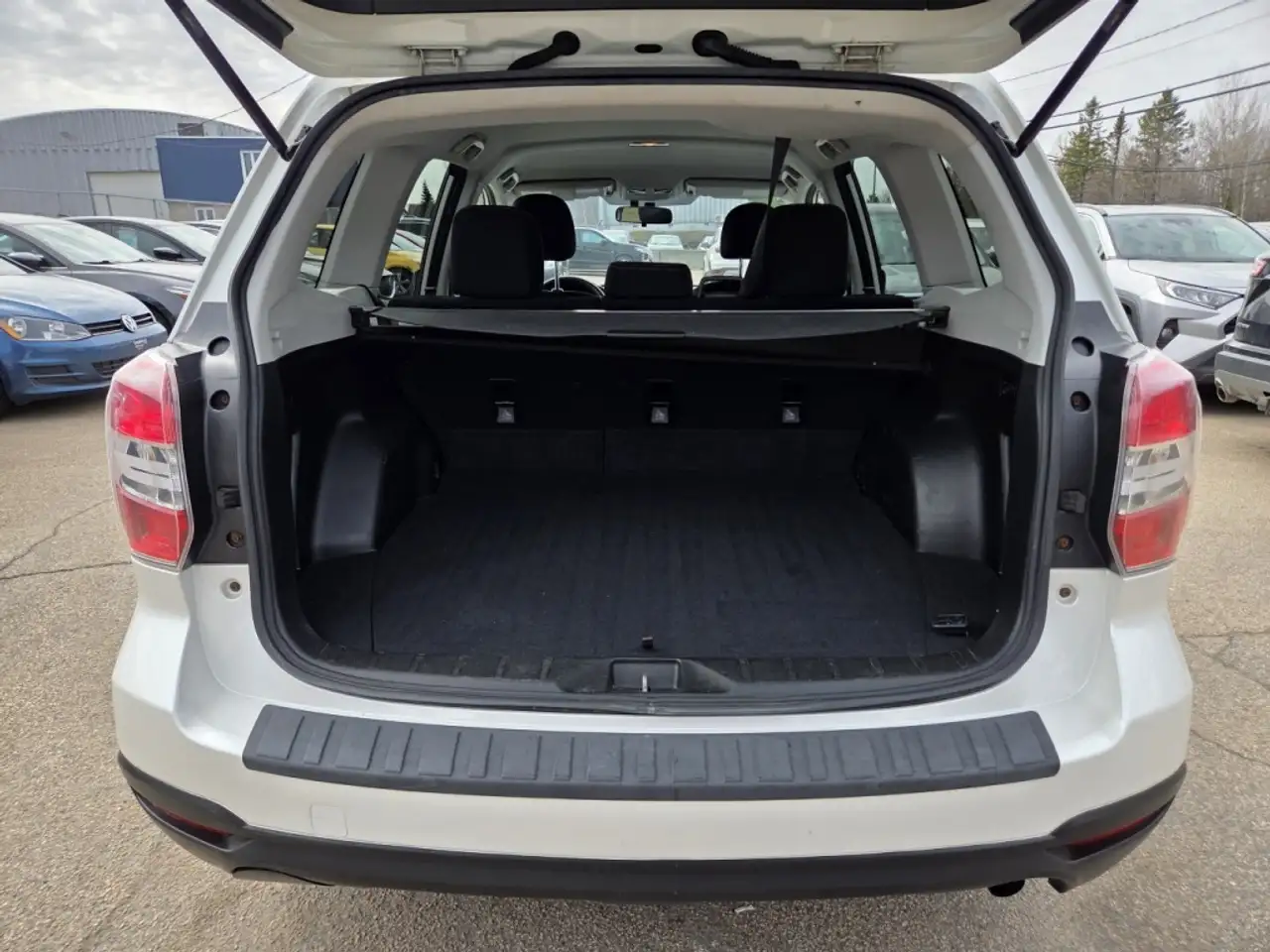Subaru Forester снимка Subaru Forester
