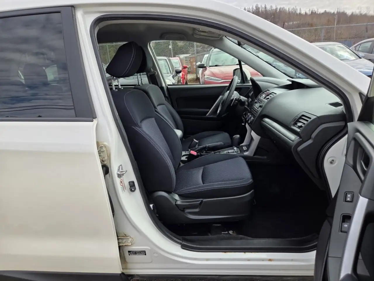 Subaru Forester снимка Subaru Forester