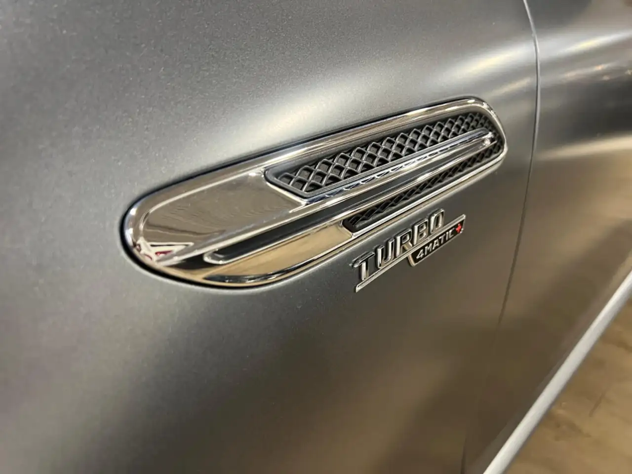 Mercedes-Benz AMG GT снимка Mercedes-Benz AMG GT