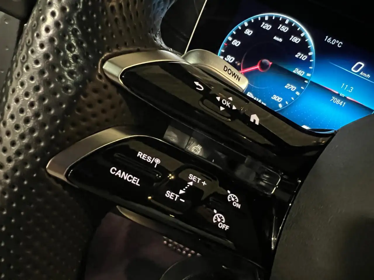 Mercedes-Benz AMG GT снимка Mercedes-Benz AMG GT