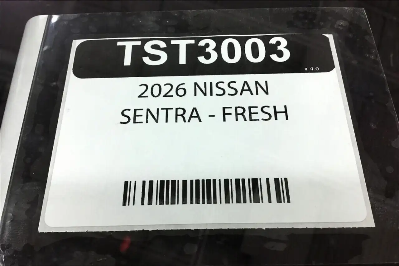 Nissan Sentra снимка Nissan Sentra